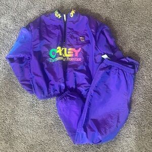 Vintage Oakley surf style windbreaker